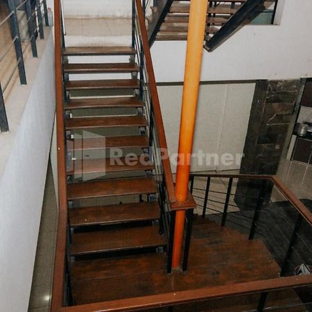 Hotel De Lugano Scbd Syariah Mitra Reddoorz Dżakarta Zewnętrze zdjęcie