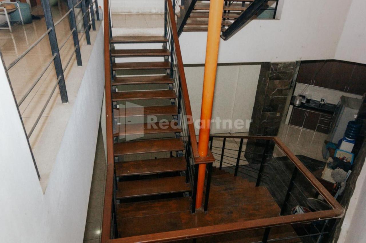 Hotel De Lugano Scbd Syariah Mitra Reddoorz Dżakarta Zewnętrze zdjęcie