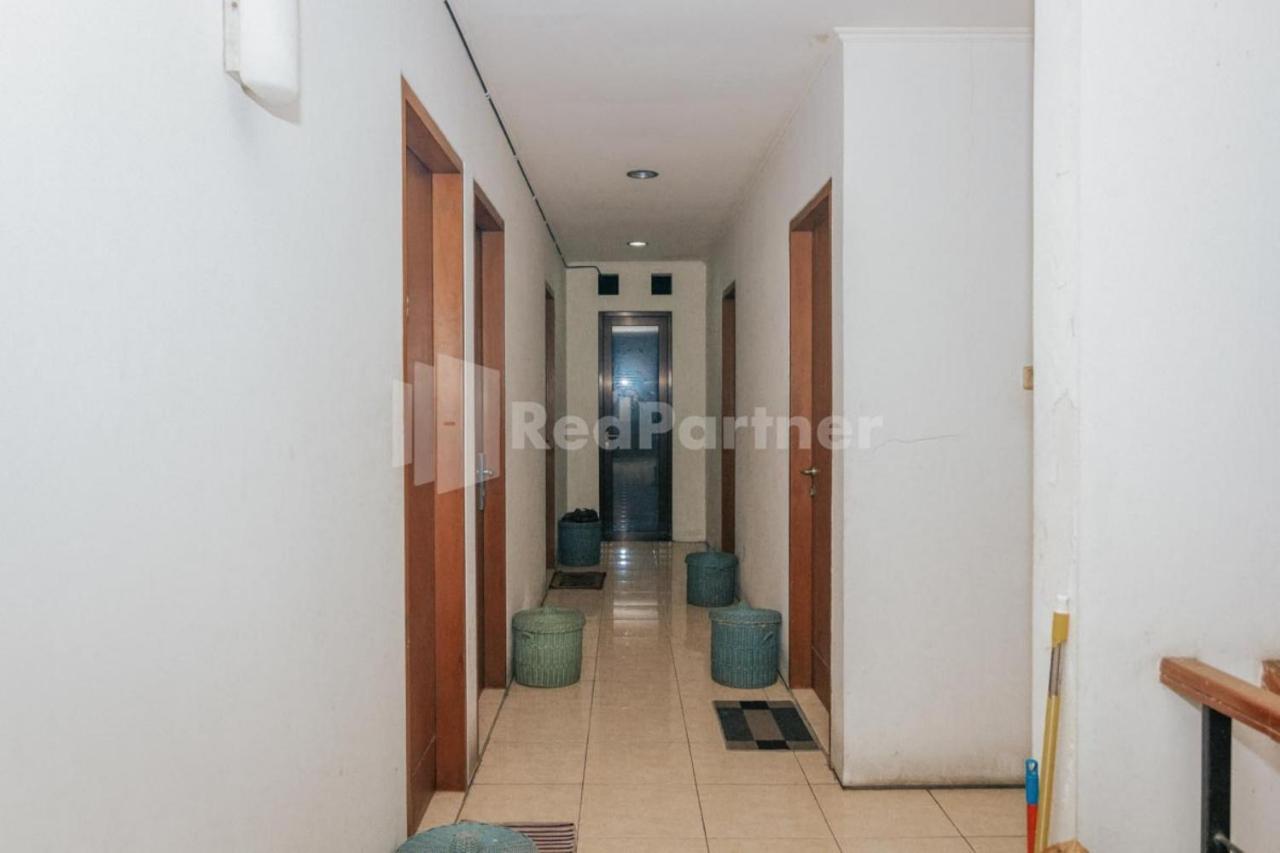 Hotel De Lugano Scbd Syariah Mitra Reddoorz Dżakarta Zewnętrze zdjęcie