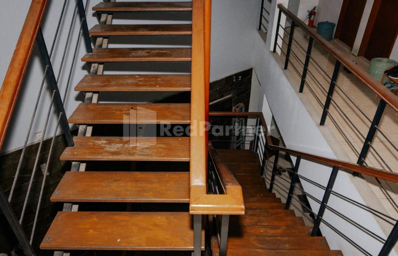 Hotel De Lugano Scbd Syariah Mitra Reddoorz Dżakarta Zewnętrze zdjęcie